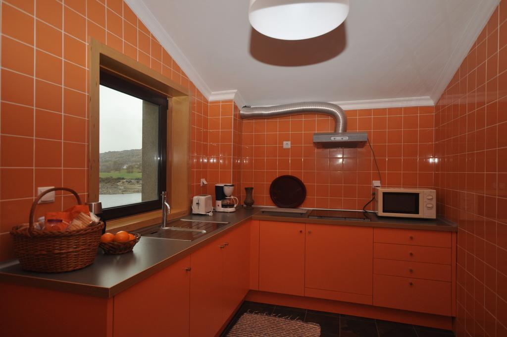 Casas Avela Brava Guest House Negroes ห้อง รูปภาพ