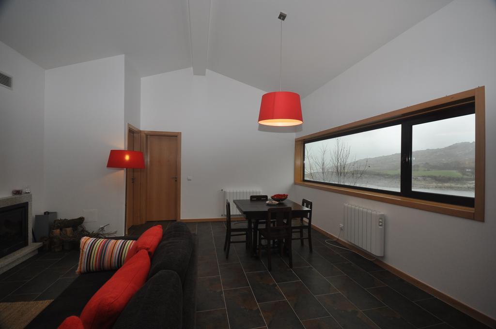 Casas Avela Brava Guest House Negroes ภายนอก รูปภาพ